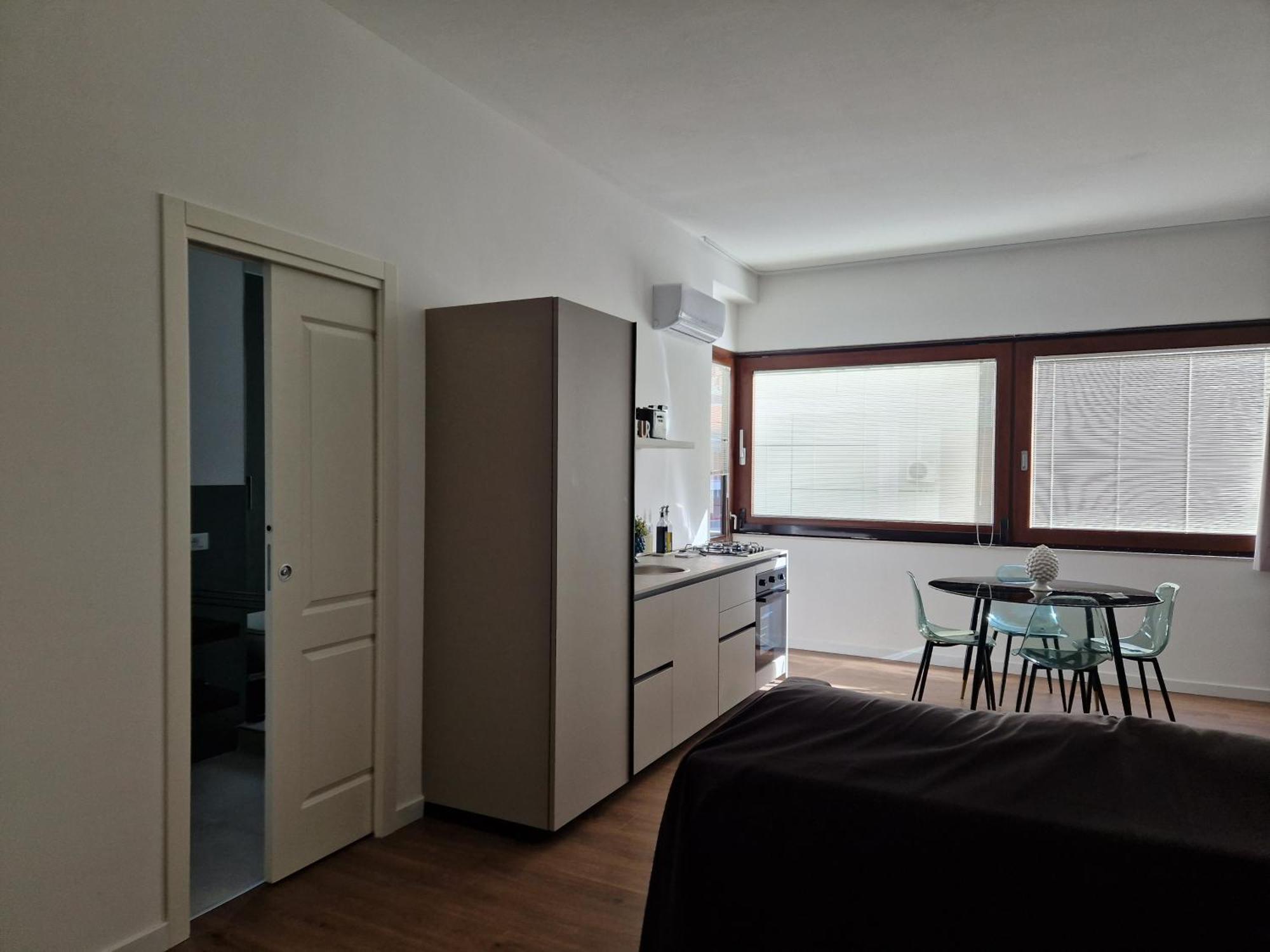Spring Apartment *